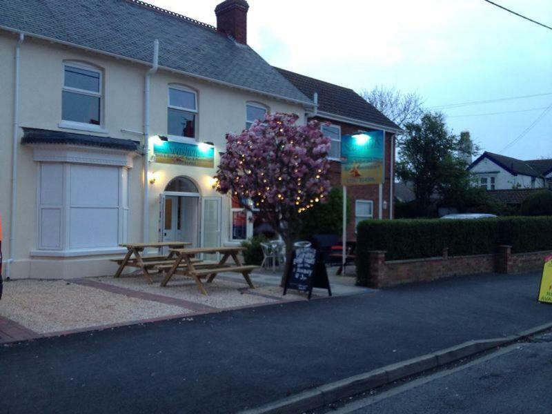 Seashells Beach Hotel Sutton-on-Sea Bagian luar foto